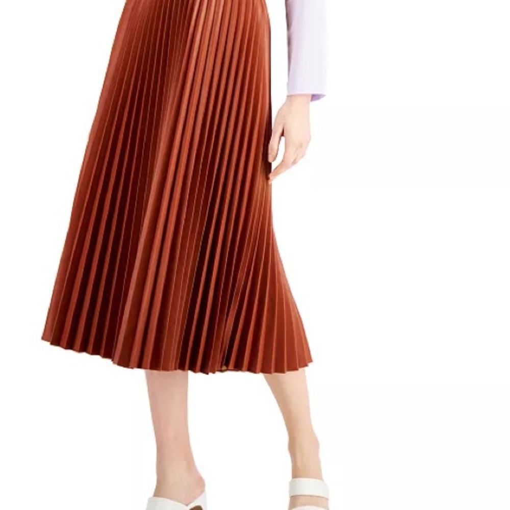 NWT Alfani Petite Faux Leather Pleated Skirt Size 14P